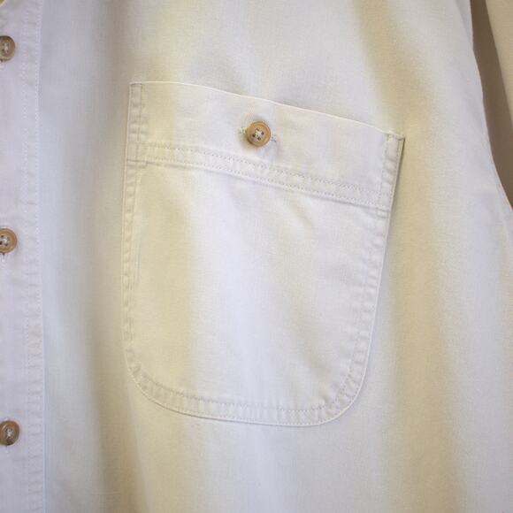 Eddie Bauer Khaki Short Sleeve Button-down Size Large - Picture 6 of 6